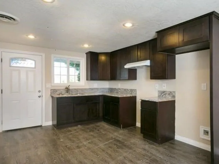 3913 E Calle De Ricardo — Photo 4