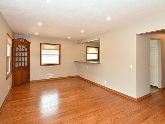 5th image of 5255 N 106th St