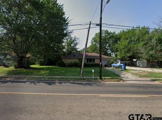 252 N Main St, Van, TX 75790