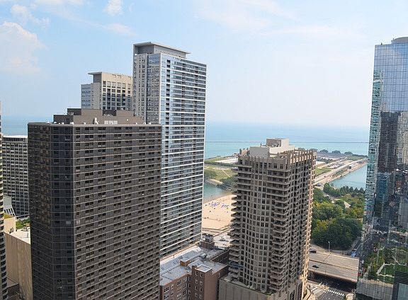 2nd image of 505 N McClurg Ct APT 3606