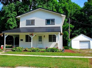 310 E Fremont St, Argos, IN 46501