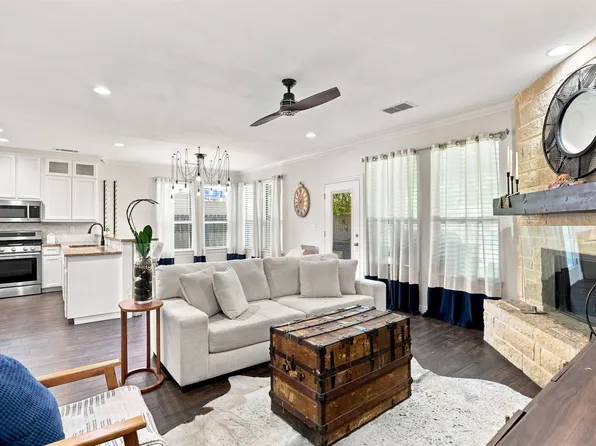 401 Ralph St, Fort Worth, TX 76108