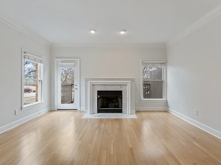2913 Parthenon Ave — Photo 5