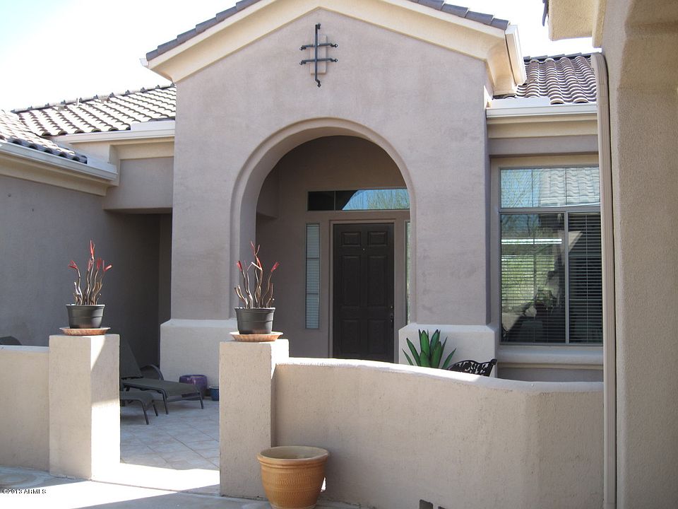 1st image of 1572 W LAUREL GREENS Court