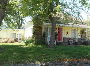 4801 Johnson Rd, Springdale, AR 72762