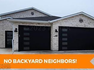 1219 44th Ave S, Moorhead, MN