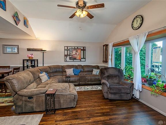 5th image of 2228 Culver Ave