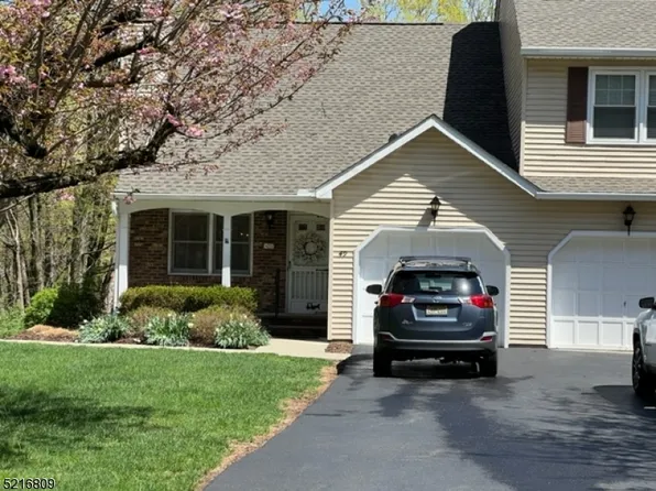 49 Carriage Ln, Sparta Twp., NJ 07871