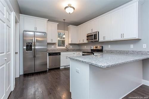 3rd image of 35 Ringgold St Unit 206