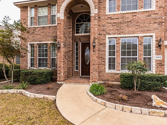 2nd image of 3804 Lagoona Dr
