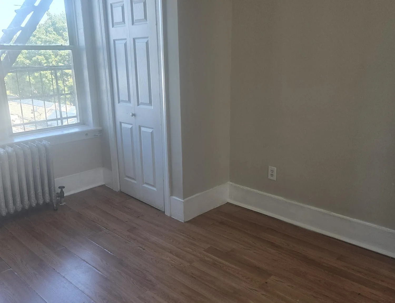 1 bed, $1,600 — Photo 2