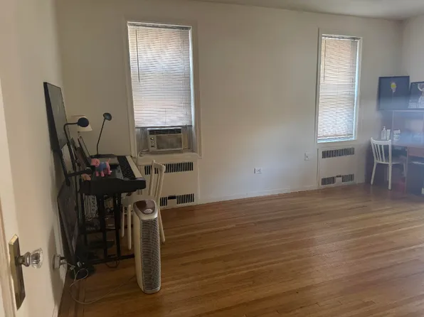 141-25 Northern Boulevard image 16 of 17