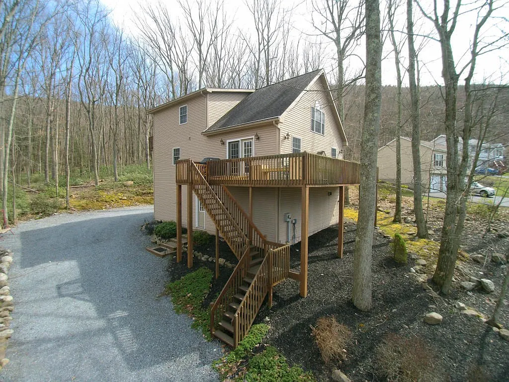 169 Buck Ridge Dr photo 1