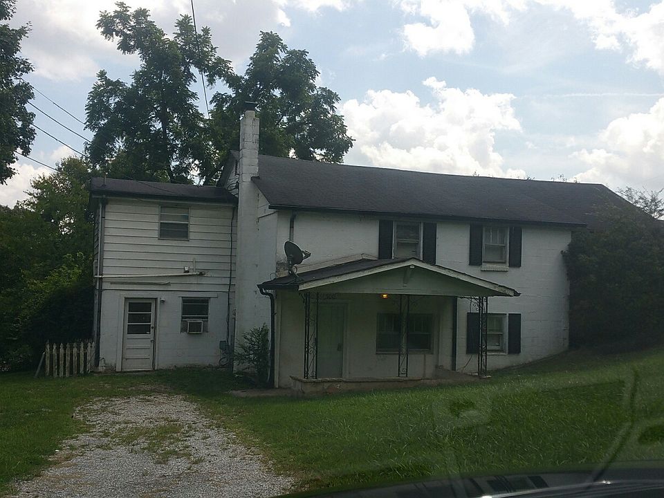 1st image of 300 Richmond Ave #B