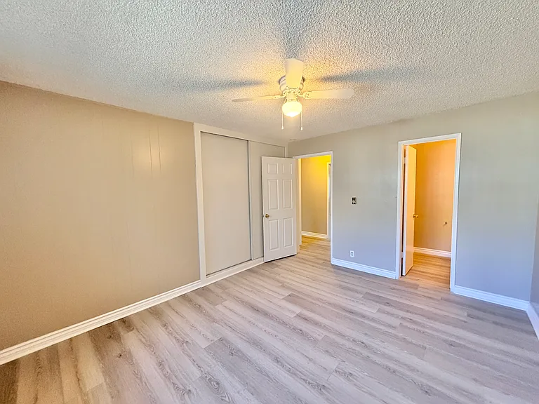 448 Terry Way #D — Photo 8