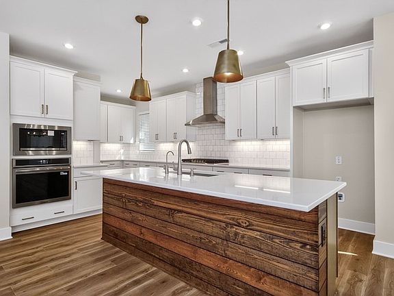 The Glenwood - Kitchen