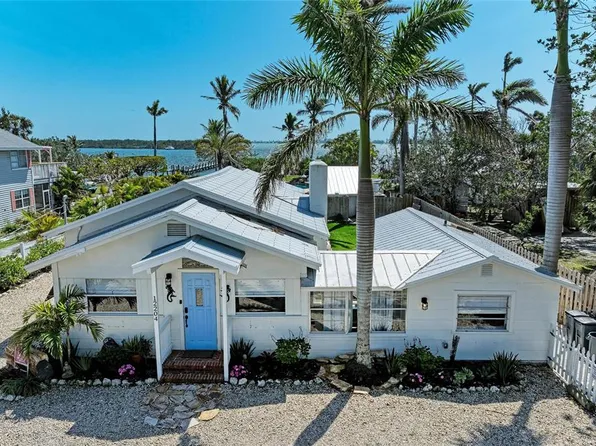 12204 45th Avenue Dr W, Cortez, FL 34215