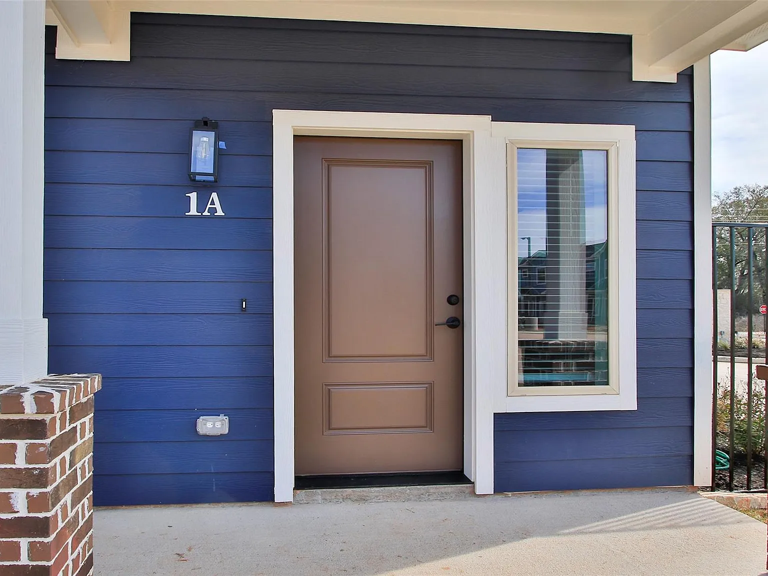 3 bed, 2.0 bath, 1366 sqft, $1,750 — Photo 4