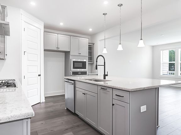 5th image of 2219 Cultura Cir