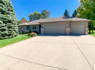 115 Pine Ridge Rd, Brookings, SD 57006