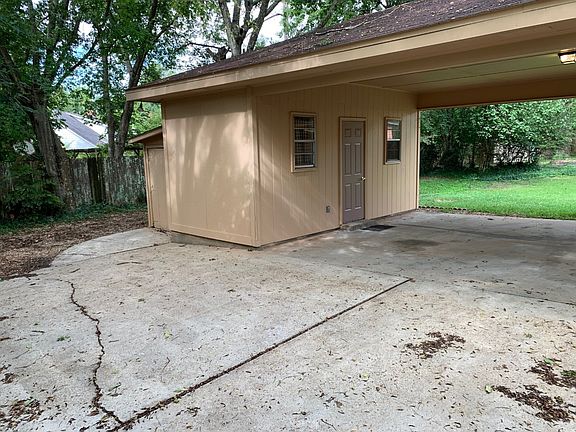 4th image of 133 S Haardt Dr