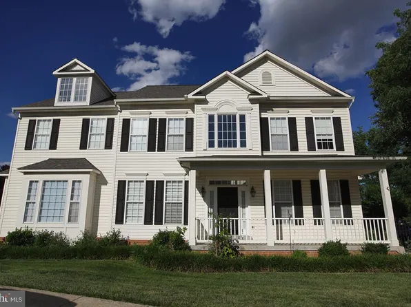 43314 Fullerton St, Ashburn, VA 20147