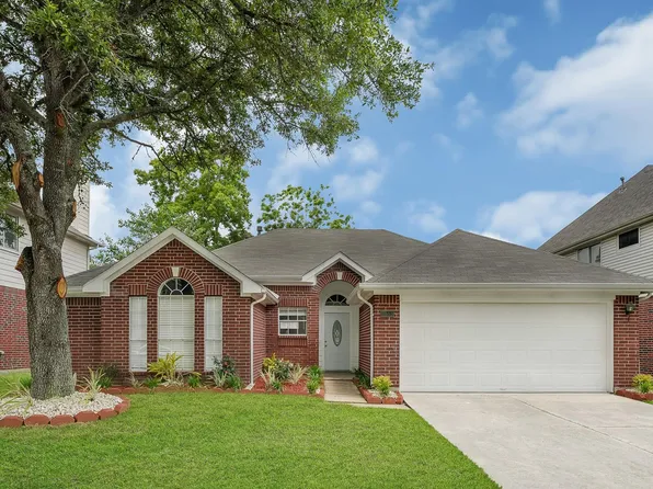 3515 Walden Dr, Pearland, TX 77584