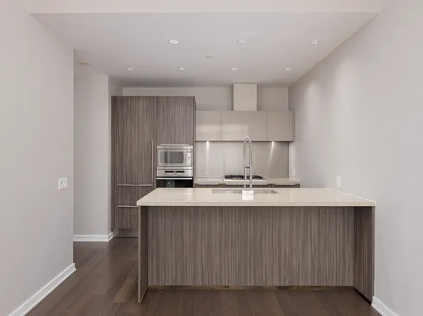 77 Walter Hardwick Ave #507, Vancouver, BC V5Y 0C6