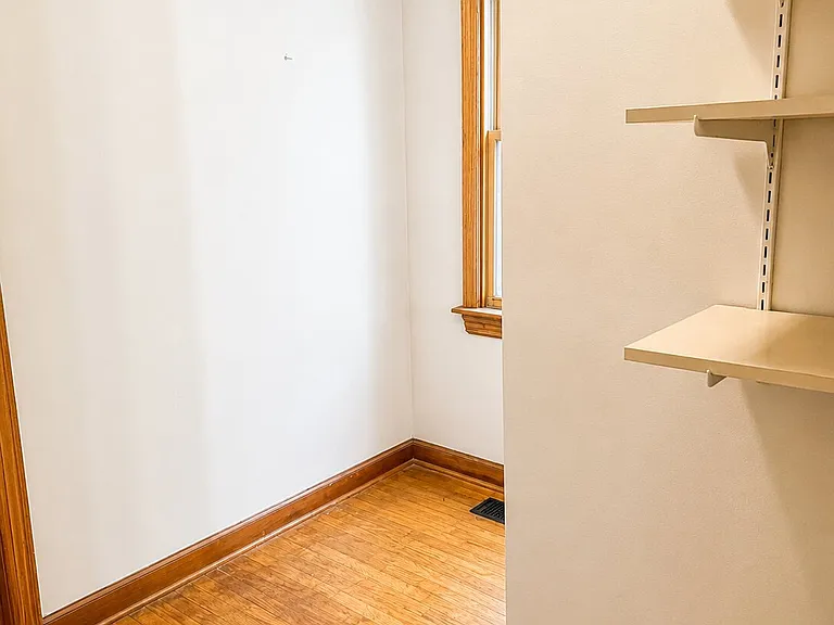3330 Sharon Dr — Photo 22