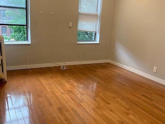 3rd image of 2233 Ocean Ave #2C
