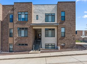 1608 Marshall Hollow Dr