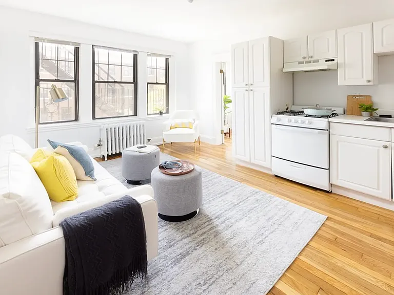 62 Queensberry St #3002 — Photo 4