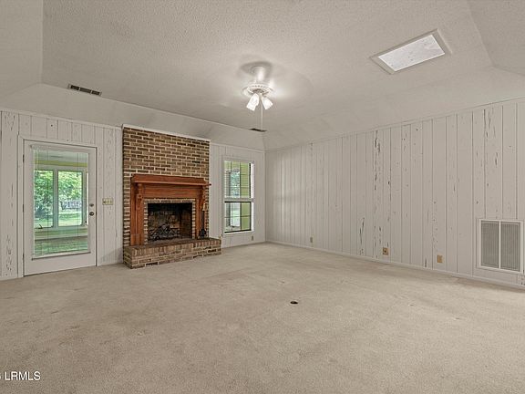 5th image of 274 Brickyard Point Rd S