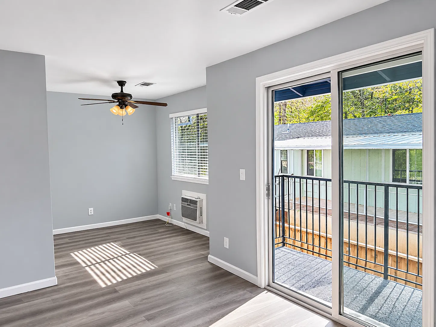 1 bed, 590 sqft, $1,200 — Photo 3
