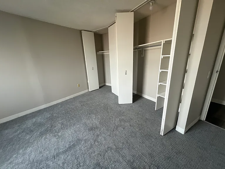 Legacy Apartments — Photo 10