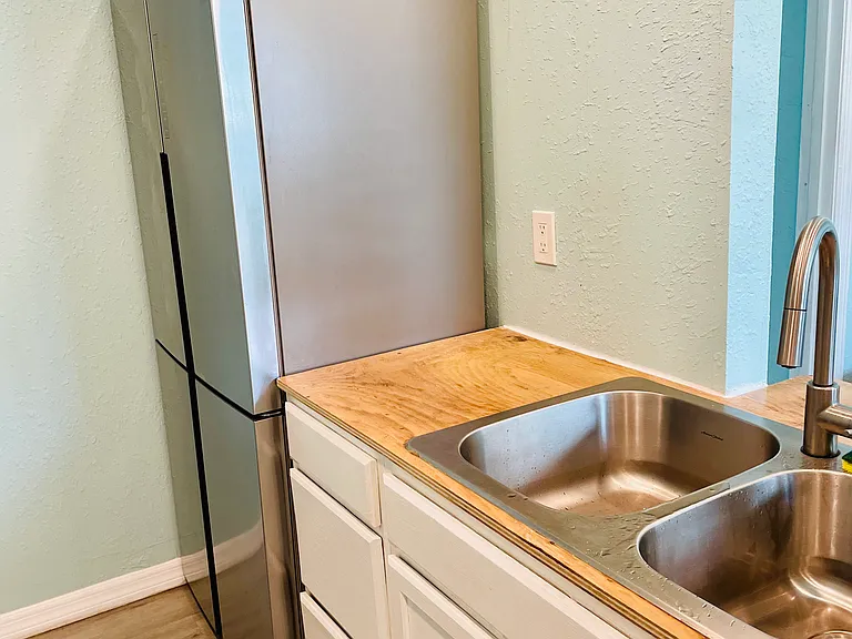 3224 N Davis St #2 — Photo 6