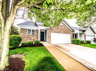 147 Robbins Way Dr, Florissant, MO 63034
