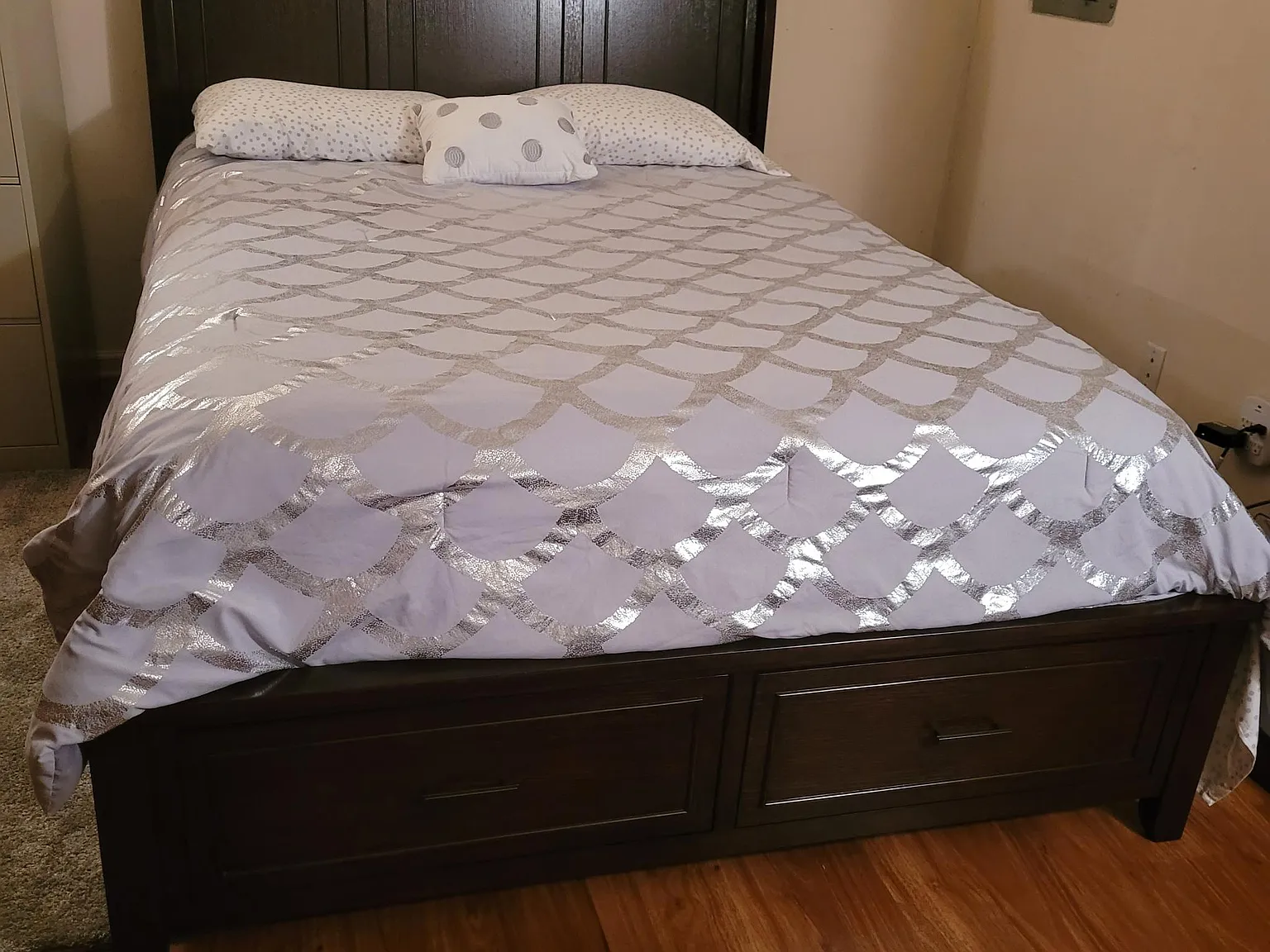 1 bed, 1500 sqft, $1,000 — Photo 3