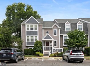 12888 Grays Pointe Rd #A, Fairfax, VA 22033