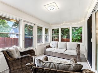 1974 Summer St, Falcon Heights, MN 55113