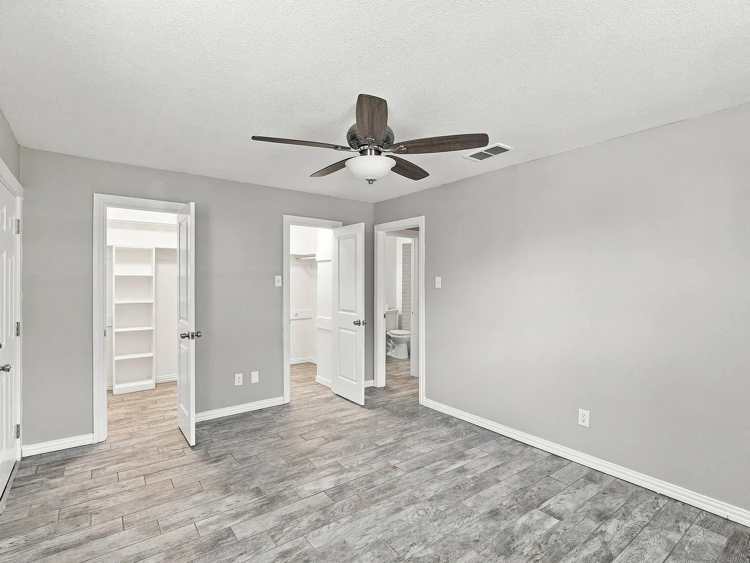 2 bed, 1144 sqft, $1,700 — Photo 4