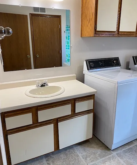 2832 W Glenpark Dr — Photo 10