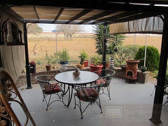 2nd image of 1000 N Palmera Dr