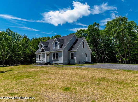 3rd image of 200 Donlan Heights Road