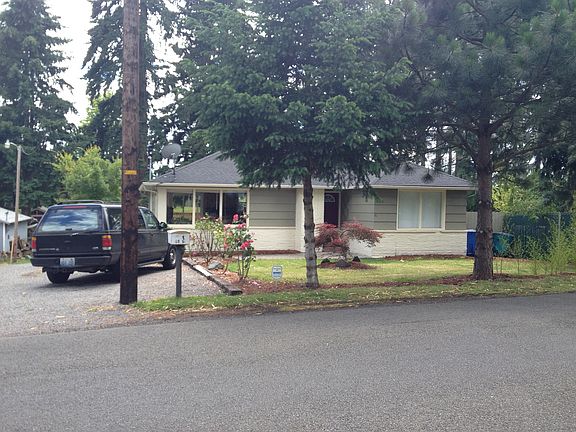 2nd image of 4115 NE 82nd St