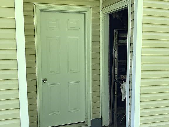 Storage & mud room entrance