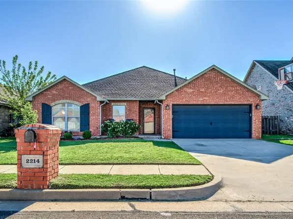 2214 Appalachian Trl, Edmond, OK 73003