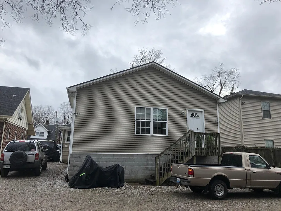 219 University Ave #B