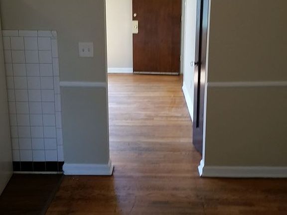 3rd image of 1116 Franklin Ave APT 1
