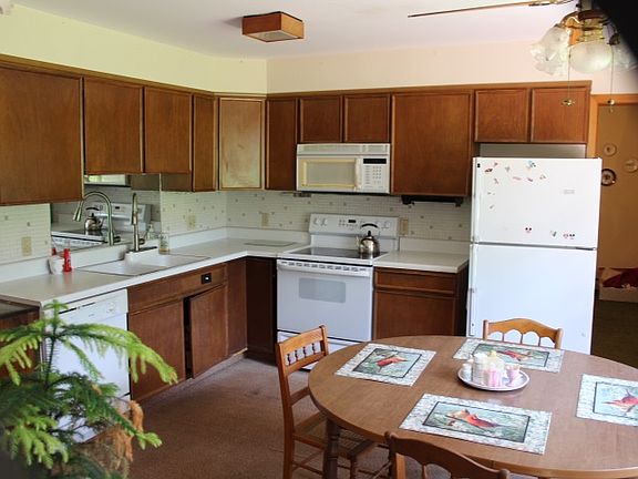 3rd image of 5 Brown St
